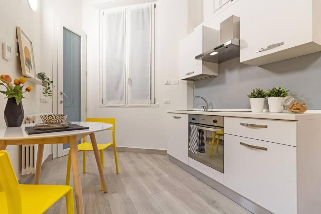 Apartamento Moscova Moderno E Centrale Bilocale Per Coppie Milán Exterior foto